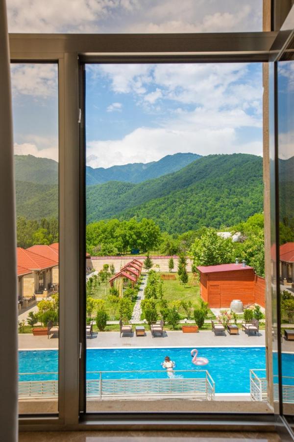 Bliss Inn Boutique Hotel ガバラ エクステリア 写真